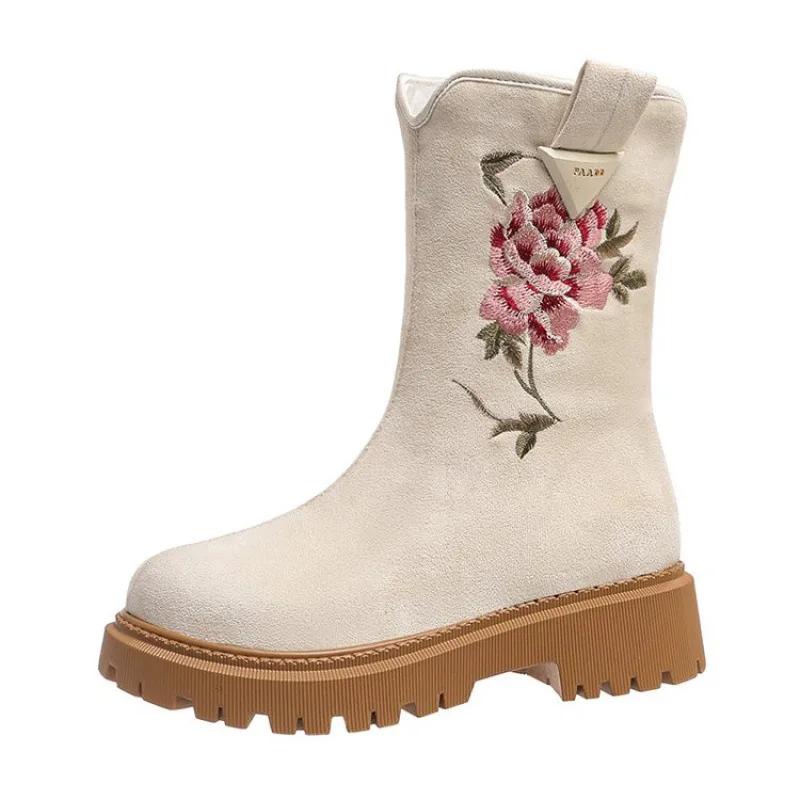 Chinese traditional high quality peony embroidery all-in-one thick sole anti-slip casual wear-resistant casual cotton boots 3CM
Chinese traditional high quality peony embroidery all-in-one thick sole anti-slip casual wear-resistant casual cotton boots 3CM