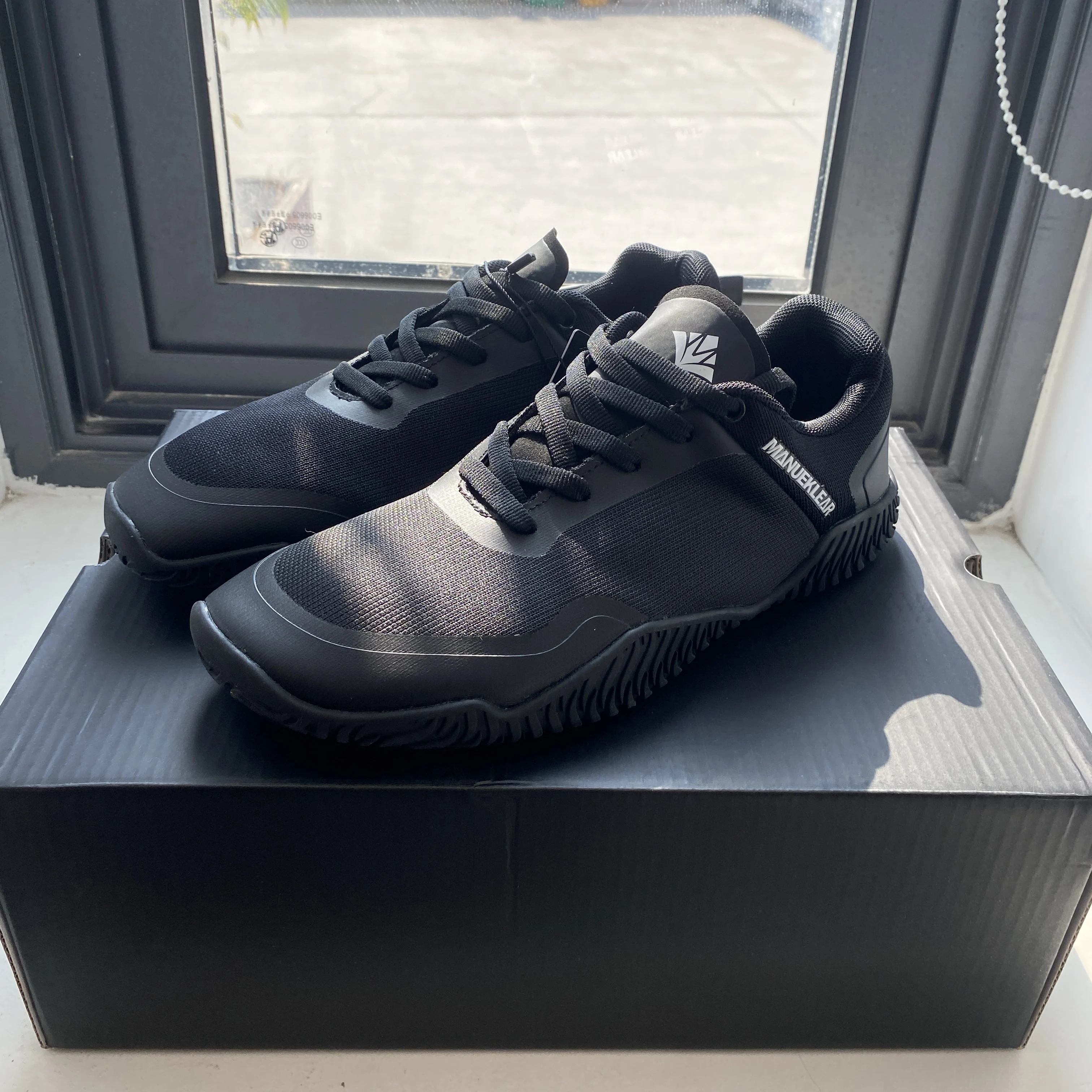 2025 Hot sale non-slip wear-resistant squat shoes Mesh breathable shoes Multifunctional fitness shoes New weightlifting shoes
2025 Hot sale non-slip wear-resistant squat shoes Mesh breathable shoes Multifunctional fitness shoes New weightlifting shoes