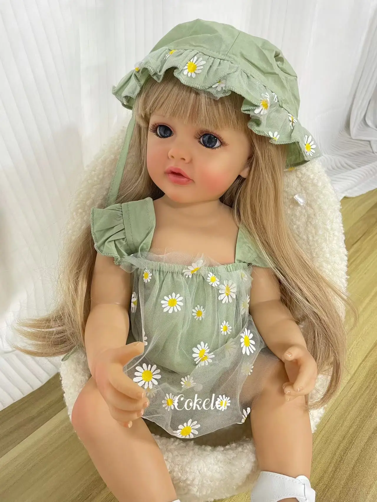 Cokela 55 см/22 дюйма, реалистичная готовая силиконовая виниловая ткань Bebe Reborn, кукла для тела для девочек, игрушка ручной работы Maddie для рождественского подарка
Cokela 55 см/22 дюйма, реалистичная готовая силиконовая виниловая ткань Bebe Reborn, кукла для тела для девочек, игрушка ручной работы Maddie для рождественского подарка