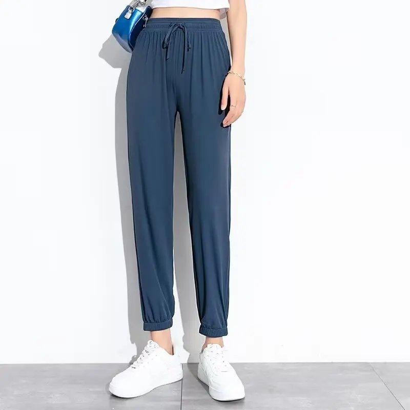 Versatile Casual Pants for Women Loose Straight Leg Casual Pants 2025 Trend Leg Binding Pants Plus Size Pants
Versatile Casual Pants for Women Loose Straight Leg Casual Pants 2025 Trend Leg Binding Pants Plus Size Pants