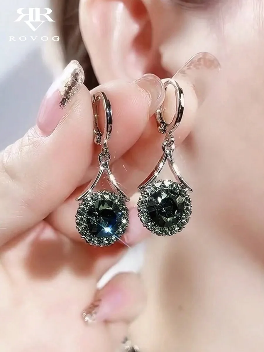 Stylish Cat Eye Stone Drop Earrings For Women Elegant Daily Wear
Stylish Cat Eye Stone Drop Earrings For Women Elegant Daily Wear