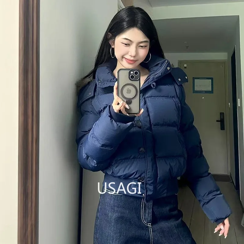 Women's Loose Fit Short Down Cotton Jacket with Detachable Hat and Fur Collar Winter Warm Thickened Outerwear Slimming Fashionab
Women's Loose Fit Short Down Cotton Jacket with Detachable Hat and Fur Collar Winter Warm Thickened Outerwear Slimming Fashionab