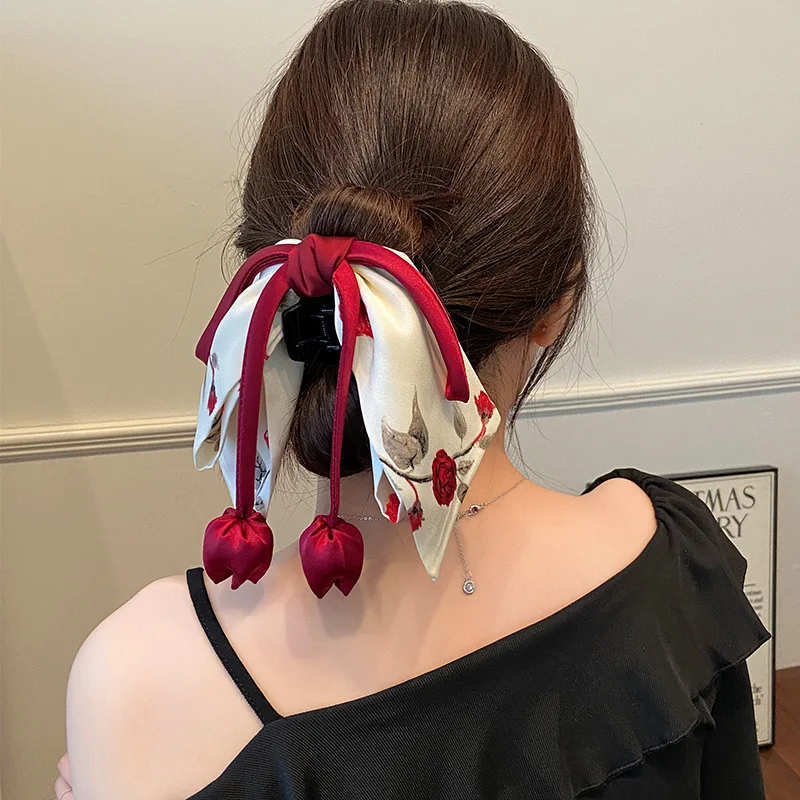 New Chinese Style Floral Hair Clip with Tulip Ribbon Bowknot Elegant Vintage Hairpin for Women Girls Cosplay Hair Accessories
New Chinese Style Floral Hair Clip with Tulip Ribbon Bowknot Elegant Vintage Hairpin for Women Girls Cosplay Hair Accessories