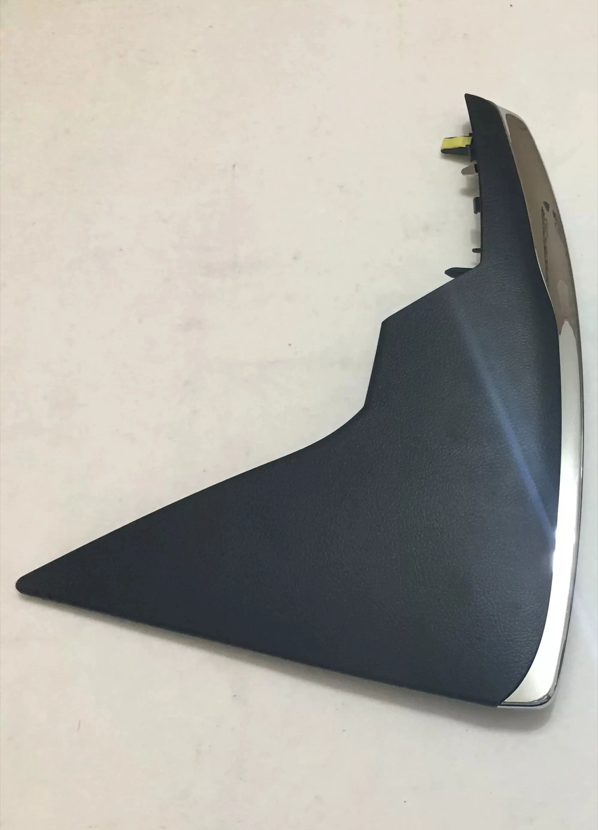 Silver Trim Strips Dashboard Center Console Navigation Panels 2010-2011-2012-2013-2014-2015-2016-2017 for Toyota Reiz
Silver Trim Strips Dashboard Center Console Navigation Panels 2010-2011-2012-2013-2014-2015-2016-2017 for Toyota Reiz