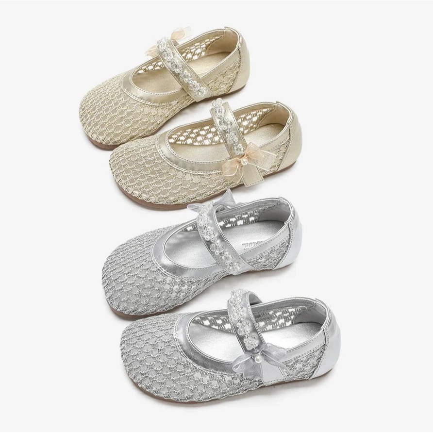 Little Girls Ankle Strap Sandals with Cute Bow 2026 New Summer Kids Mesh Sandals Soft Sole Simple Princess Party Wedding Flats
Little Girls Ankle Strap Sandals with Cute Bow 2026 New Summer Kids Mesh Sandals Soft Sole Simple Princess Party Wedding Flats