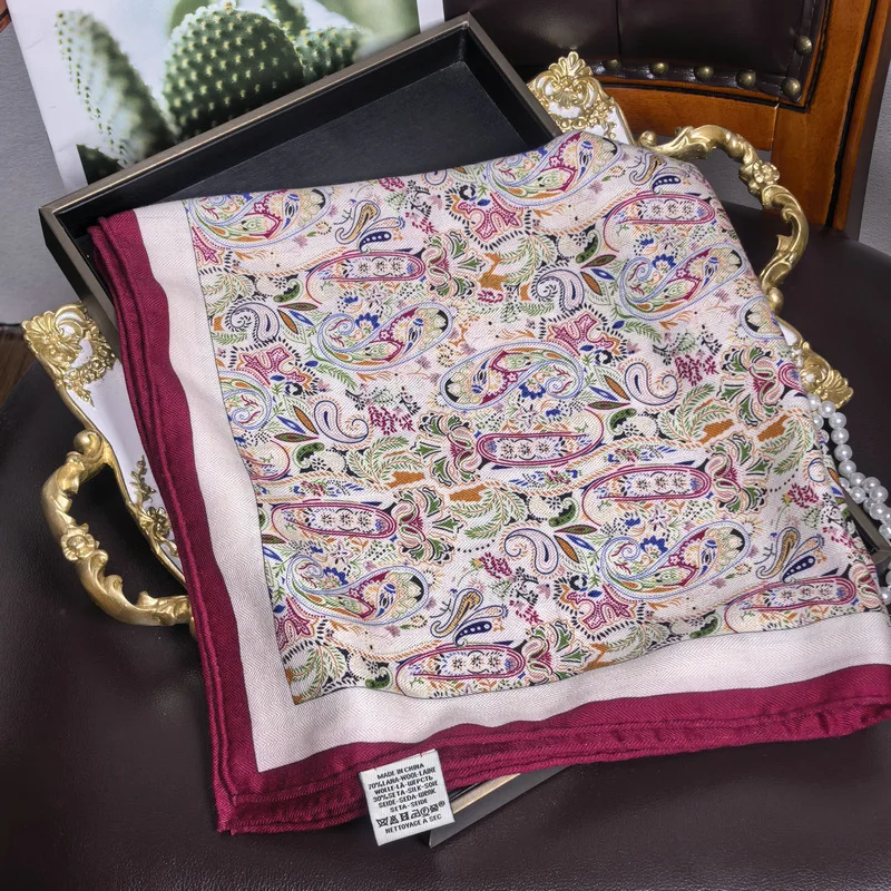 Luxury Brand 70% Wool 30% Silk Scarf for Women Warm Neck Warmer Ethnic Paisley Print Scarves Ladies Designer Accessories
Luxury Brand 70% Wool 30% Silk Scarf for Women Warm Neck Warmer Ethnic Paisley Print Scarves Ladies Designer Accessories