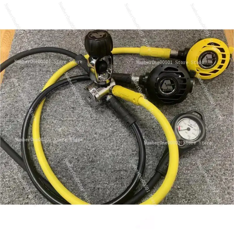 AT20 Scuba Diving Regulator Set Training Breathing Apparatus
AT20 Scuba Diving Regulator Set Training Breathing Apparatus