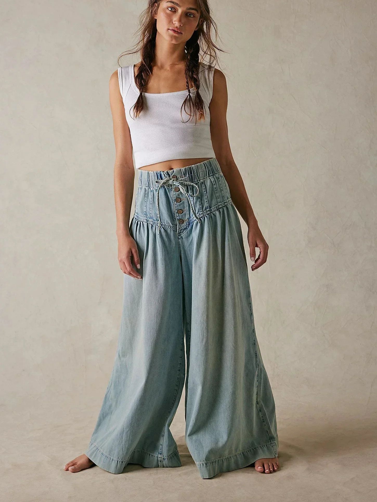 2025 Summer Free Style Full Length Jeans Mid Waist Boho Folds Cotton Jeans Hippie Wide Leg Pants 3XL Trousers Chic People Jeans
2025 Summer Free Style Full Length Jeans Mid Waist Boho Folds Cotton Jeans Hippie Wide Leg Pants 3XL Trousers Chic People Jeans