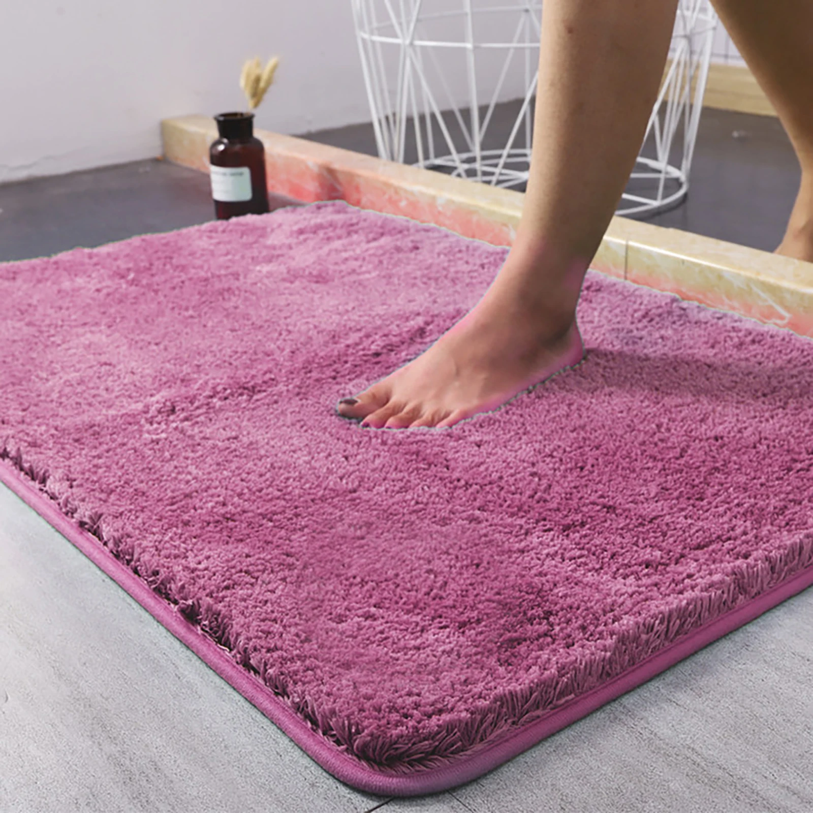 Super Absorbent Non-slip Bathroom Mat Plush Microfiber Quick Dry Washable Soft Bath Rug for Tub Balcony
Super Absorbent Non-slip Bathroom Mat Plush Microfiber Quick Dry Washable Soft Bath Rug for Tub Balcony