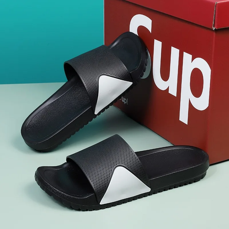 Мужские треугольные шлепанцы с нашивками, нескользящие, на толстой подошве, для дома и улицы
Мужские треугольные шлепанцы с нашивками, нескользящие, на толстой подошве, для дома и улицы