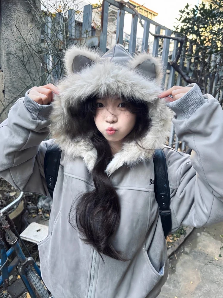 American Style Plush Thickened Coats Women Winter Ear-fur Collars Hooded Cotton-padded Jackets Y2k Harajuku Zipper Outwear Coats
American Style Plush Thickened Coats Women Winter Ear-fur Collars Hooded Cotton-padded Jackets Y2k Harajuku Zipper Outwear Coats