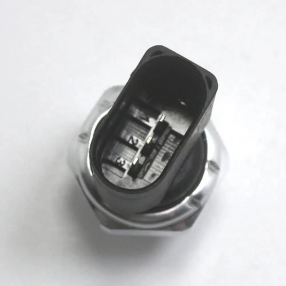 4H0959126B A/C Air Conditioning Pressure Switch Sensor For Audi A3 A4 A5 A6 A7 A8L Q5 R8 TT VW Golf Touareg SEAT LEON SKODA
4H0959126B A/C Air Conditioning Pressure Switch Sensor For Audi A3 A4 A5 A6 A7 A8L Q5 R8 TT VW Golf Touareg SEAT LEON SKODA