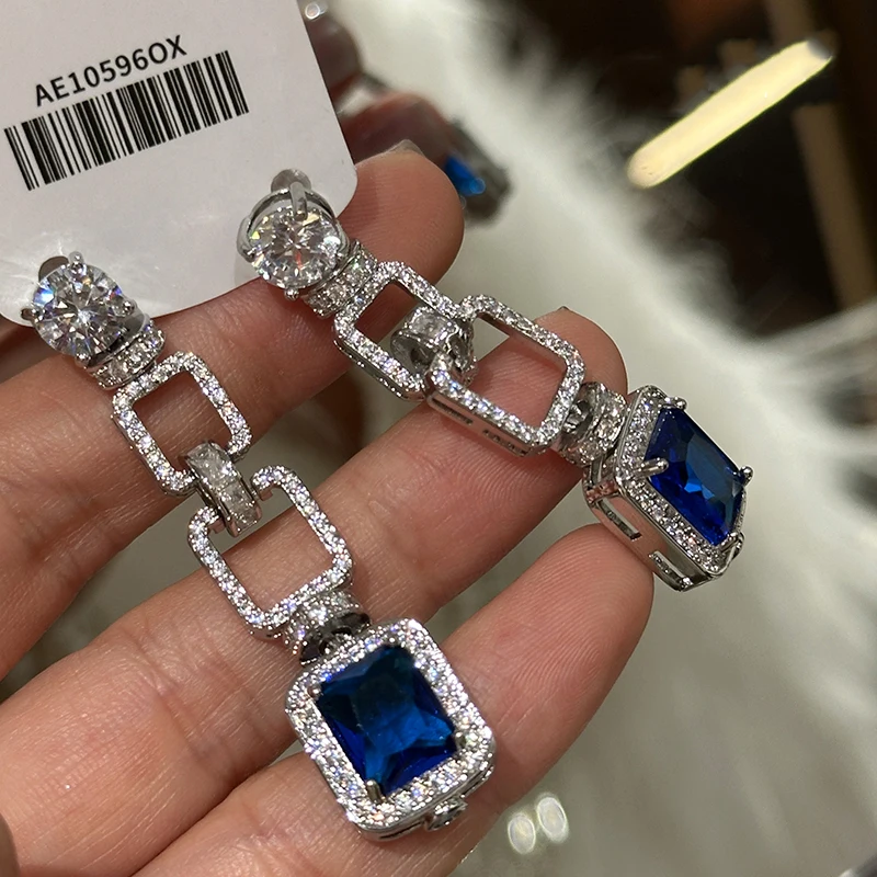 Geometric square sapphire delicate earrings noble retro luxury exaggerated stage banquet accessory
Geometric square sapphire delicate earrings noble retro luxury exaggerated stage banquet accessory