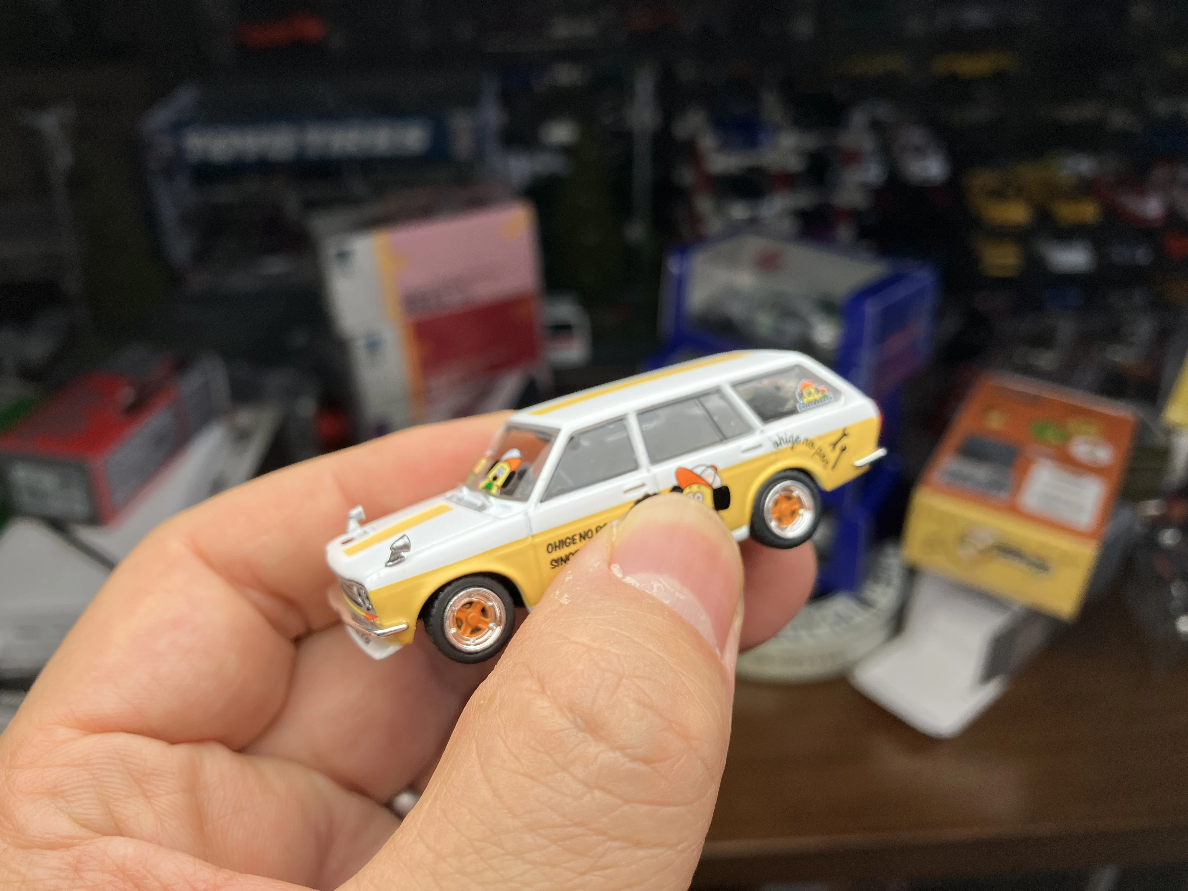 Коллекционная модель автомобиля Tarmac 1:64 Datsun Bluebird 510 Wagon из литого металла, ограниченная серия
Коллекционная модель автомобиля Tarmac 1:64 Datsun Bluebird 510 Wagon из литого металла, ограниченная серия