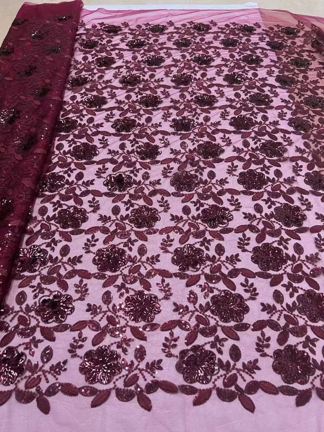 African Sequins Lace Fabric 2024 High Quality Embroidered Lace Material Nigerian French Net Lace Fabric For Wedding Party Dress
African Sequins Lace Fabric 2024 High Quality Embroidered Lace Material Nigerian French Net Lace Fabric For Wedding Party Dress