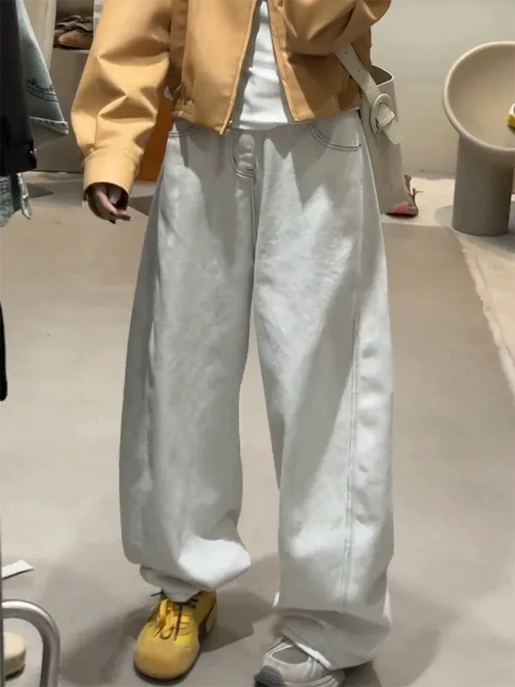 Y2K белые джинсы с изогнутыми ножками, женские свободные широкие брюки, корейский стиль, осенний новый универсальный дизайн
Y2K белые джинсы с изогнутыми ножками, женские свободные широкие брюки, корейский стиль, осенний новый универсальный дизайн