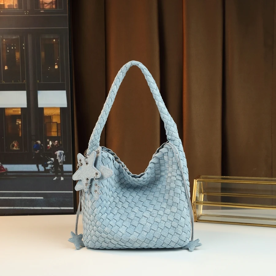 New Handwoven Bucket Bag Women's Underarm Large Capacity Denim Casual Versatile Handbag Trendy Shoulder Bag
New Handwoven Bucket Bag Women's Underarm Large Capacity Denim Casual Versatile Handbag Trendy Shoulder Bag