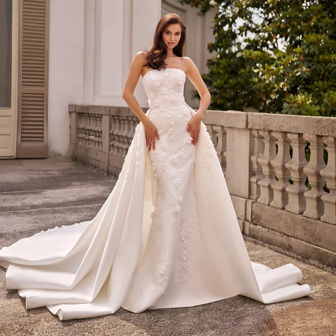 Customized Luxurious Wedding Dresses for Mermaid Sleeveless Lace up Detachable Train Strapless Robe De Soiree De Mariage
Customized Luxurious Wedding Dresses for Mermaid Sleeveless Lace up Detachable Train Strapless Robe De Soiree De Mariage