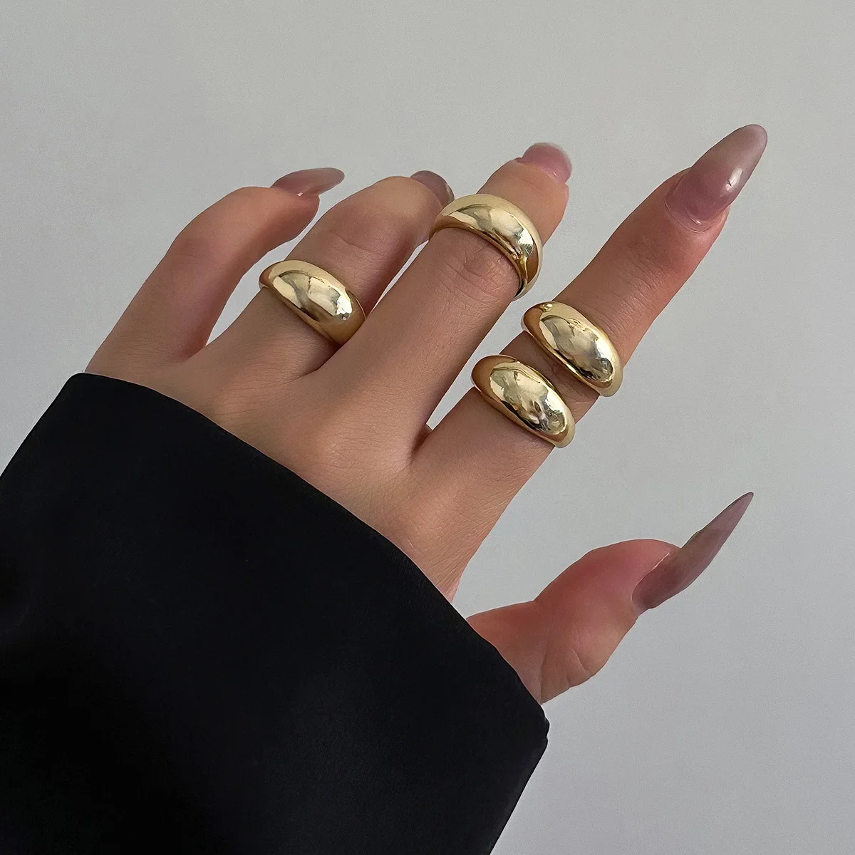 XINYI 4pcs/set Punk Metal Curved Smooth Open Adjustable Ring for Women Men Simple Silver Color Rings Set Hip Hop
XINYI 4pcs/set Punk Metal Curved Smooth Open Adjustable Ring for Women Men Simple Silver Color Rings Set Hip Hop