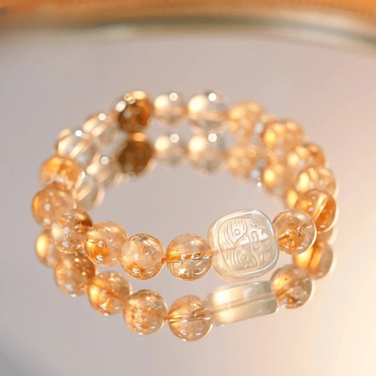 Natural Citrine Lucky Bracelet Women's Light Luxury Fashion Bracelet Niche Design
Natural Citrine Lucky Bracelet Women's Light Luxury Fashion Bracelet Niche Design