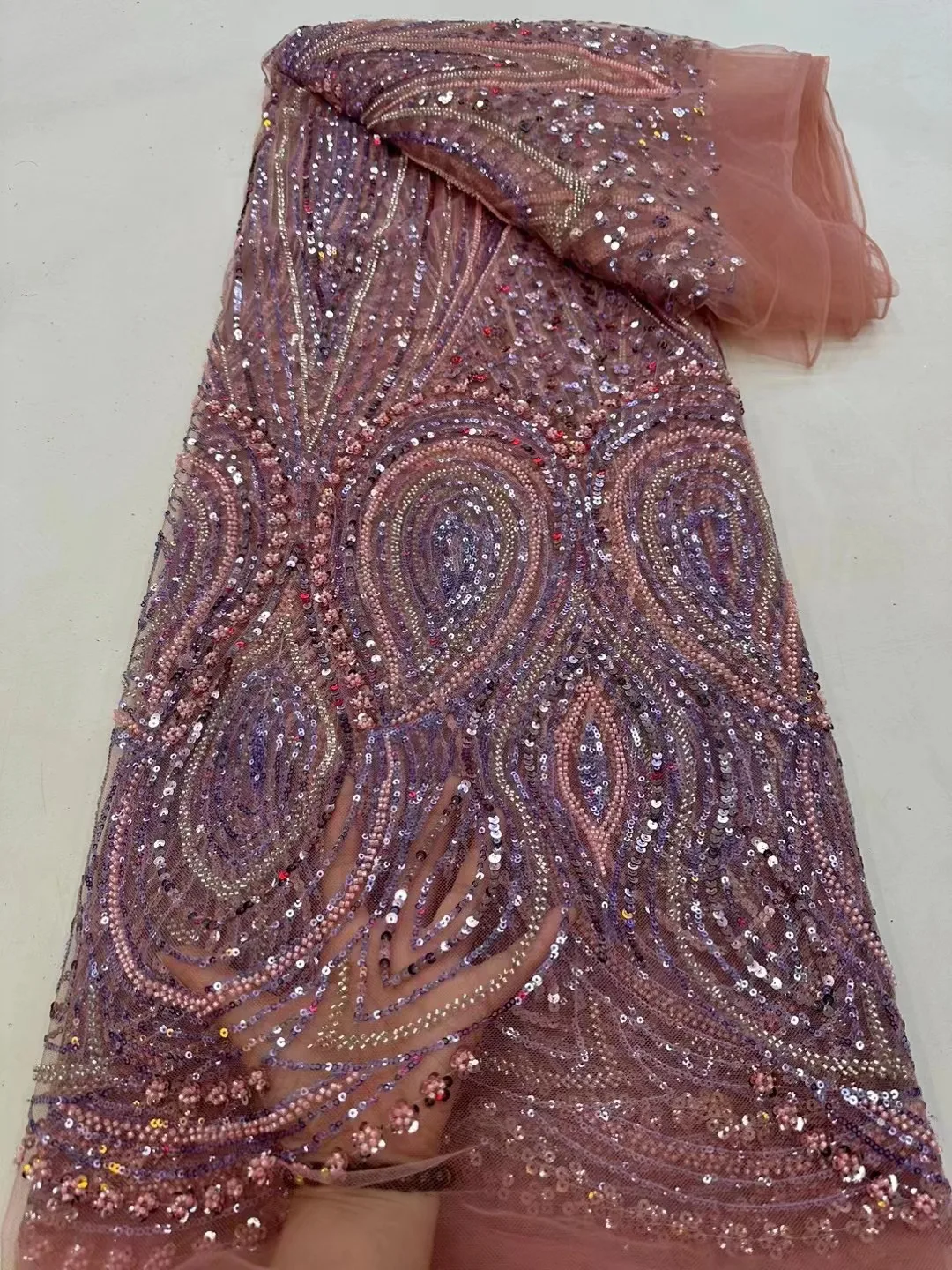 High-End Luxury French Embroidery Heavy Groom Lace Fabric African Nigerian With Sequin Fabric For Wedding Dress Party
High-End Luxury French Embroidery Heavy Groom Lace Fabric African Nigerian With Sequin Fabric For Wedding Dress Party