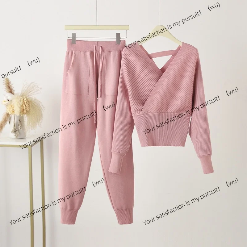 Retro Hong Kong style sexy and thin temperament fashion suit women's autumn early autumn Korean knitting two-piece set
Retro Hong Kong style sexy and thin temperament fashion suit women's autumn early autumn Korean knitting two-piece set