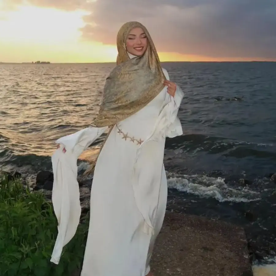 Этнический шарф-хиджаб с вышивкой пейсли в стиле ретро, хлопковый мусульманский женский хиджаб, шарф, женские элегантные шали, тюрбан, платок
Этнический шарф-хиджаб с вышивкой пейсли в стиле ретро, хлопковый мусульманский женский хиджаб, шарф, женские элегантные шали, тюрбан, платок