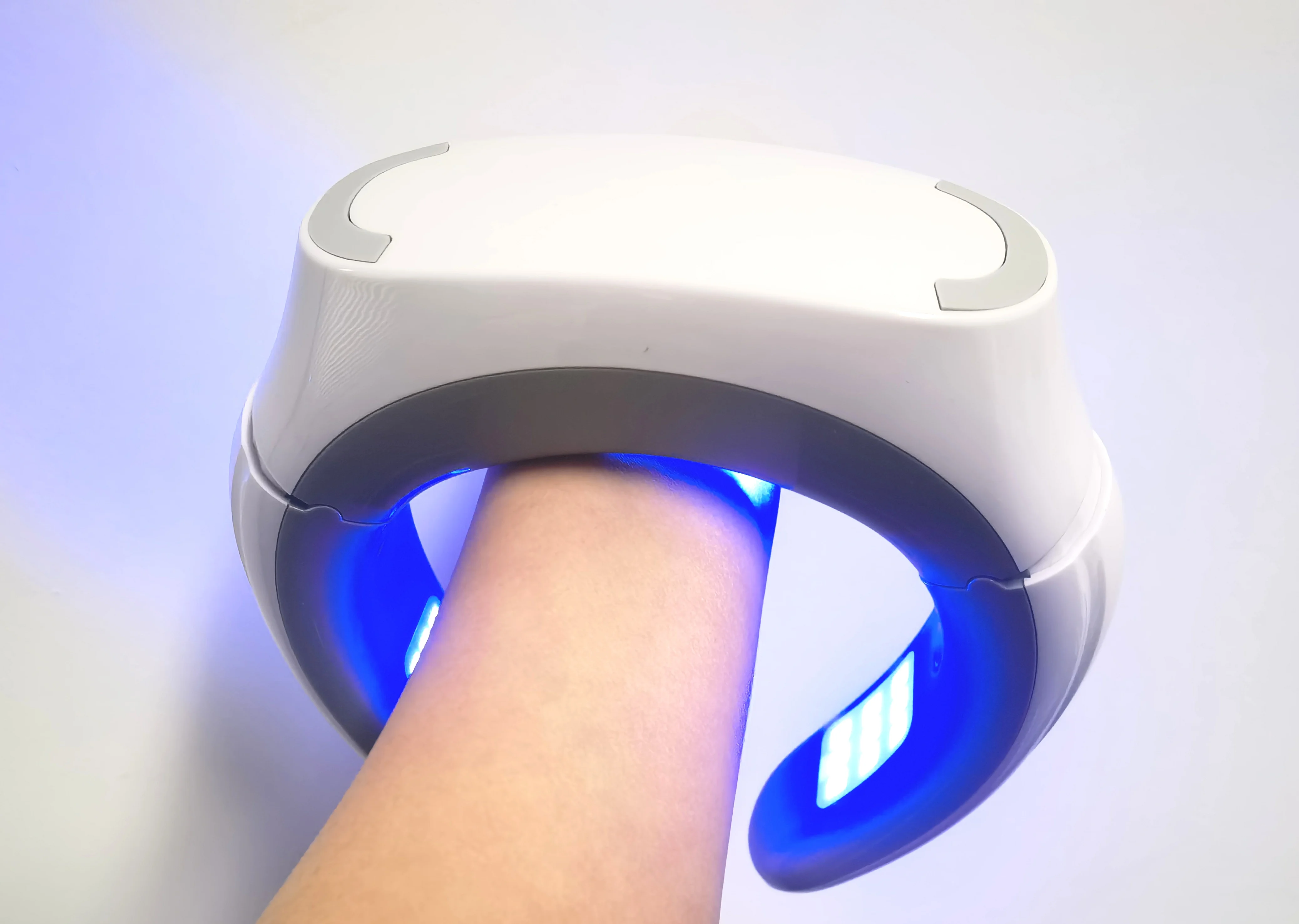 Новинка 2025, обновленный массажер для шеи для облегчения боли, шиацу, разминание глубоких тканей, тепловой массажер для шеи
Новинка 2025, обновленный массажер для шеи для облегчения боли, шиацу, разминание глубоких тканей, тепловой массажер для шеи