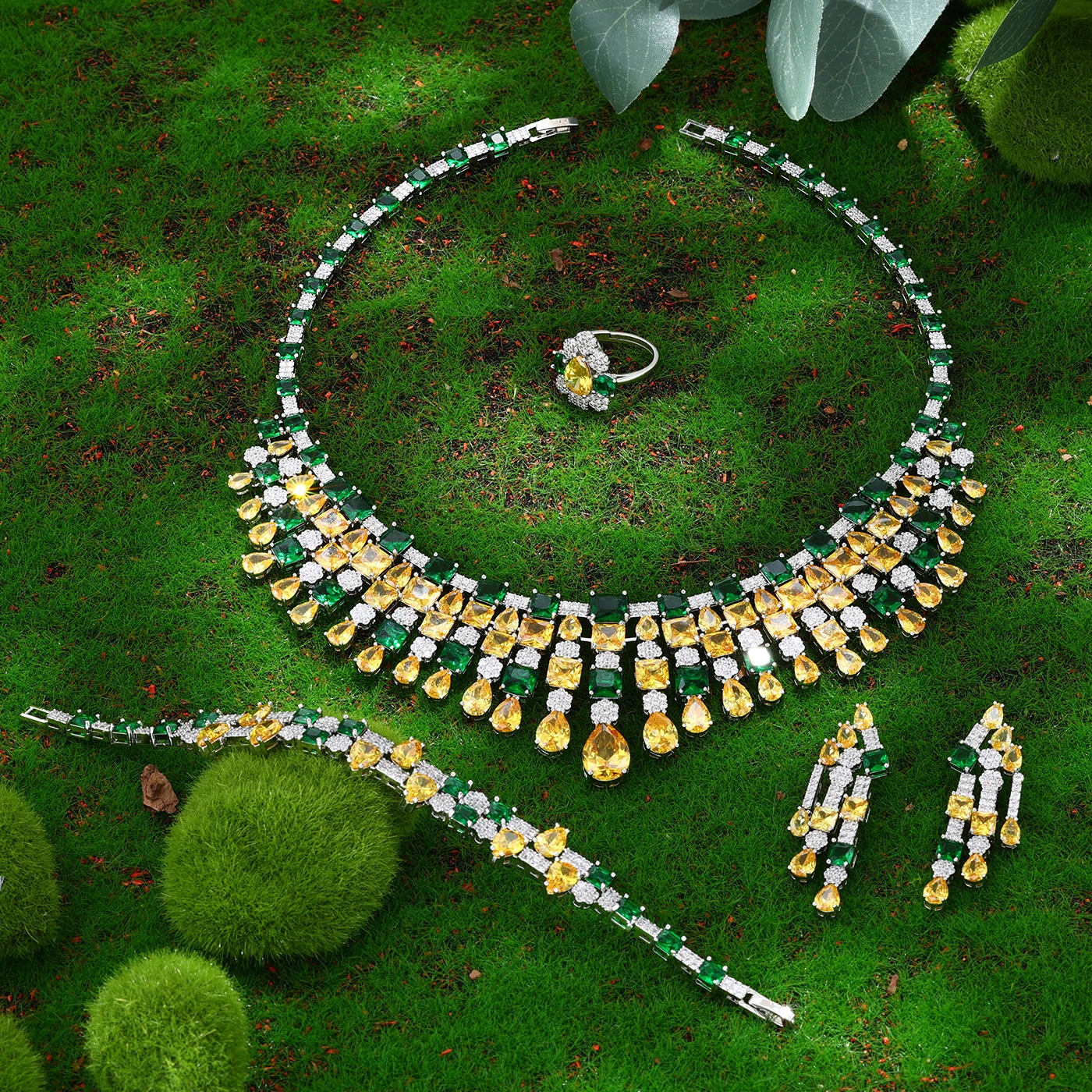 2023 Top 4 Wedding Bride Jewelry Set Water Drop Shape Jewelry Set for Women's Wedding Accessories Necklace and Earring Set
2023 Top 4 Wedding Bride Jewelry Set Water Drop Shape Jewelry Set for Women's Wedding Accessories Necklace and Earring Set