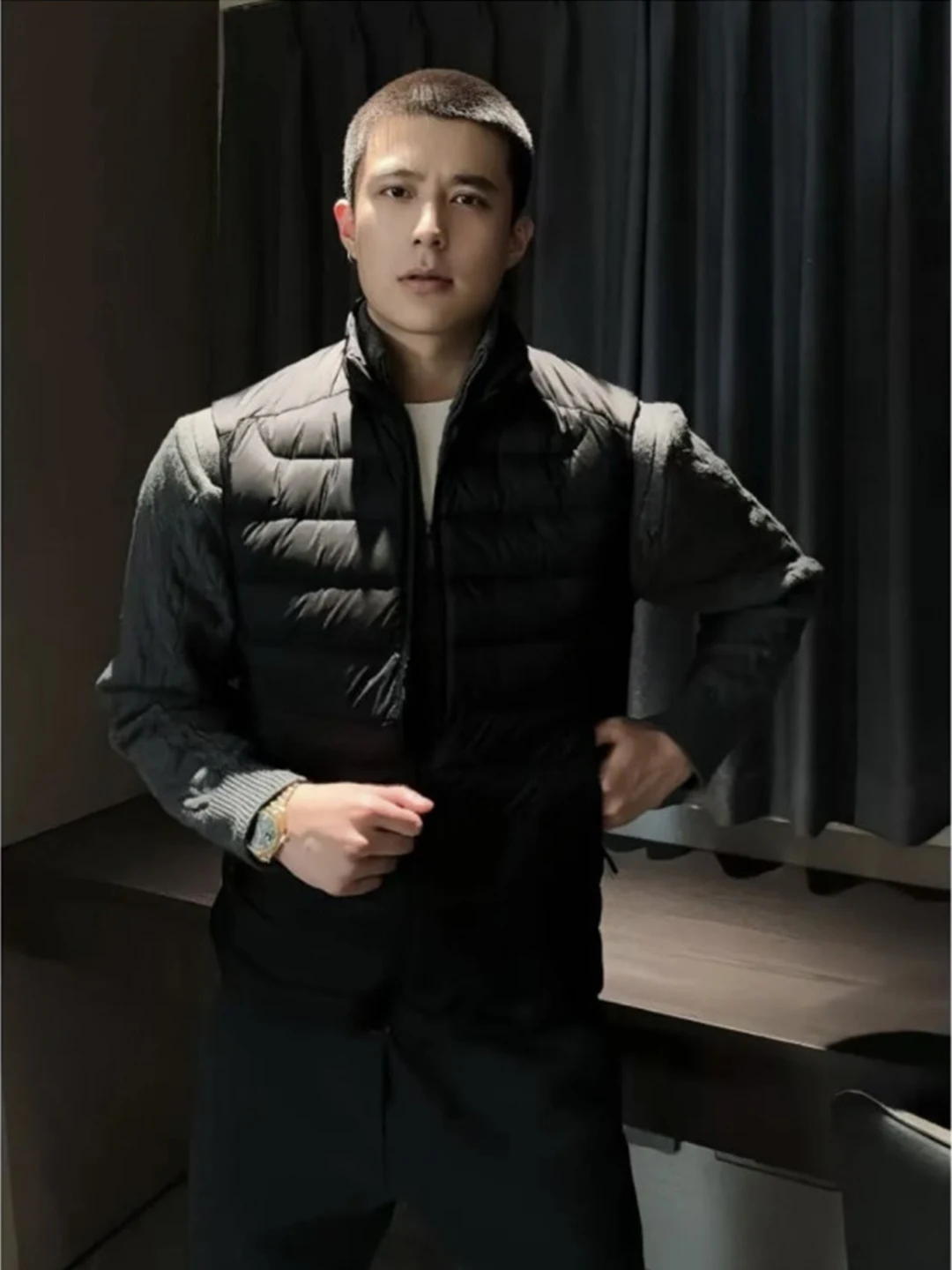 Bla ort Men's down Vest Lightweight Warm Cotton Jaet Stand Collar American Hard Man Sle Winter Outerwear Coat
Bla ort Men's down Vest Lightweight Warm Cotton Jaet Stand Collar American Hard Man Sle Winter Outerwear Coat