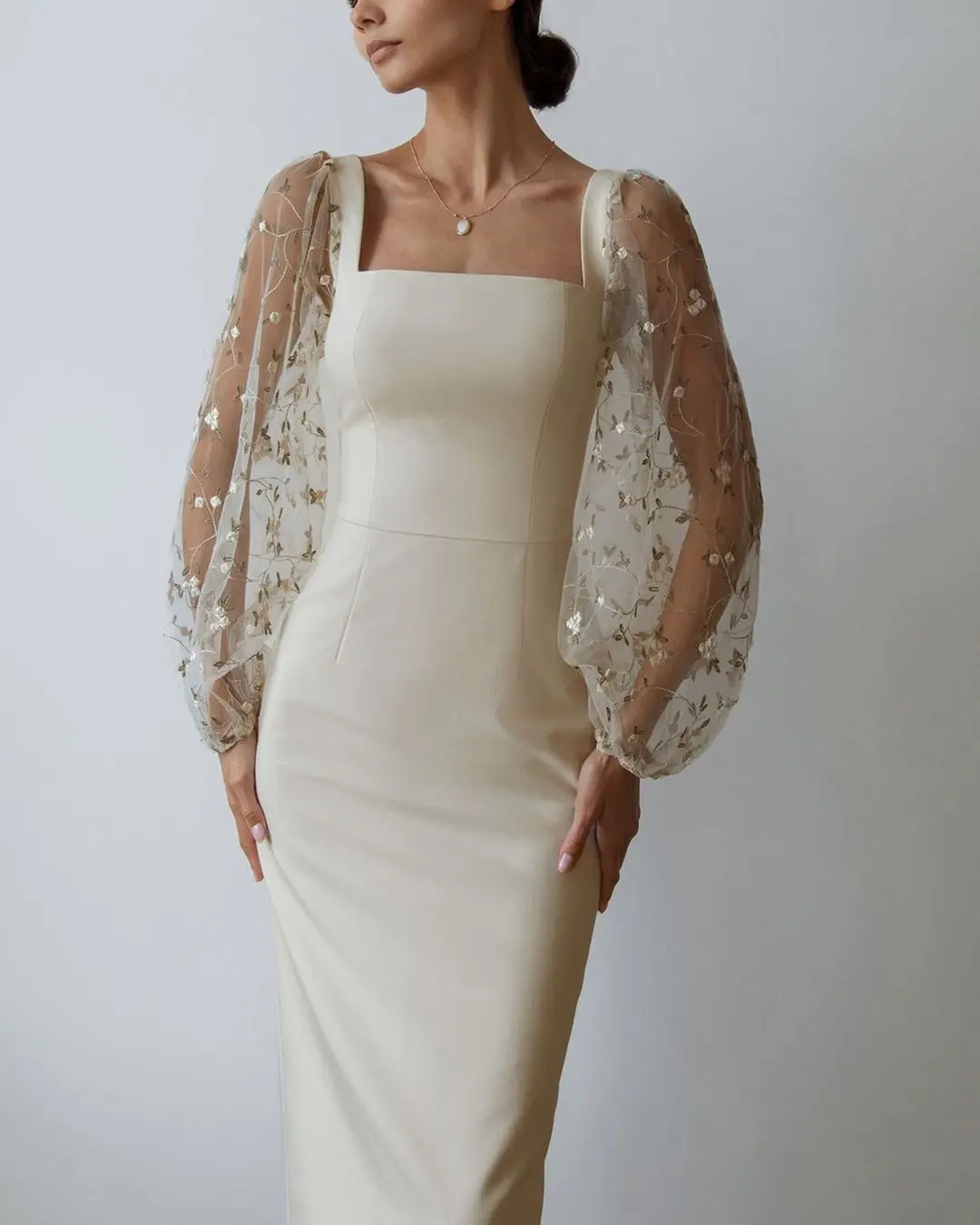 2026 Spring/Summer New Style Elegant Embroidered Splicing Lantern Sleeve Cross border Exclusive Hip Wrapping Dress Women's Wear
2026 Spring/Summer New Style Elegant Embroidered Splicing Lantern Sleeve Cross border Exclusive Hip Wrapping Dress Women's Wear