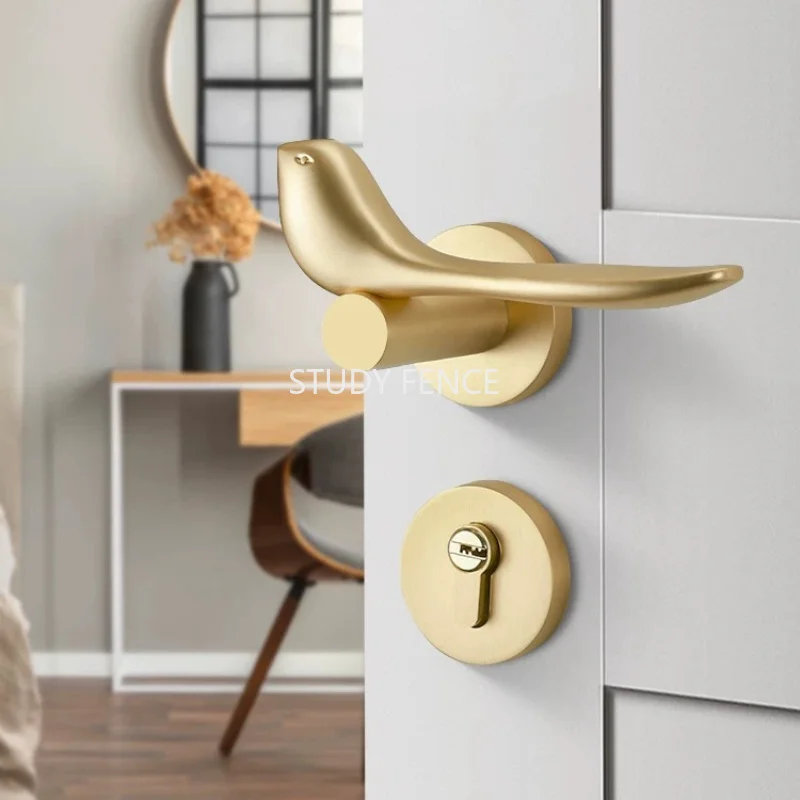 Zinc Alloy Bird Shaped Door Lock Set Split Door Silent Lock Suitable for New Door Installation with A Key Hardware Accessories
Zinc Alloy Bird Shaped Door Lock Set Split Door Silent Lock Suitable for New Door Installation with A Key Hardware Accessories