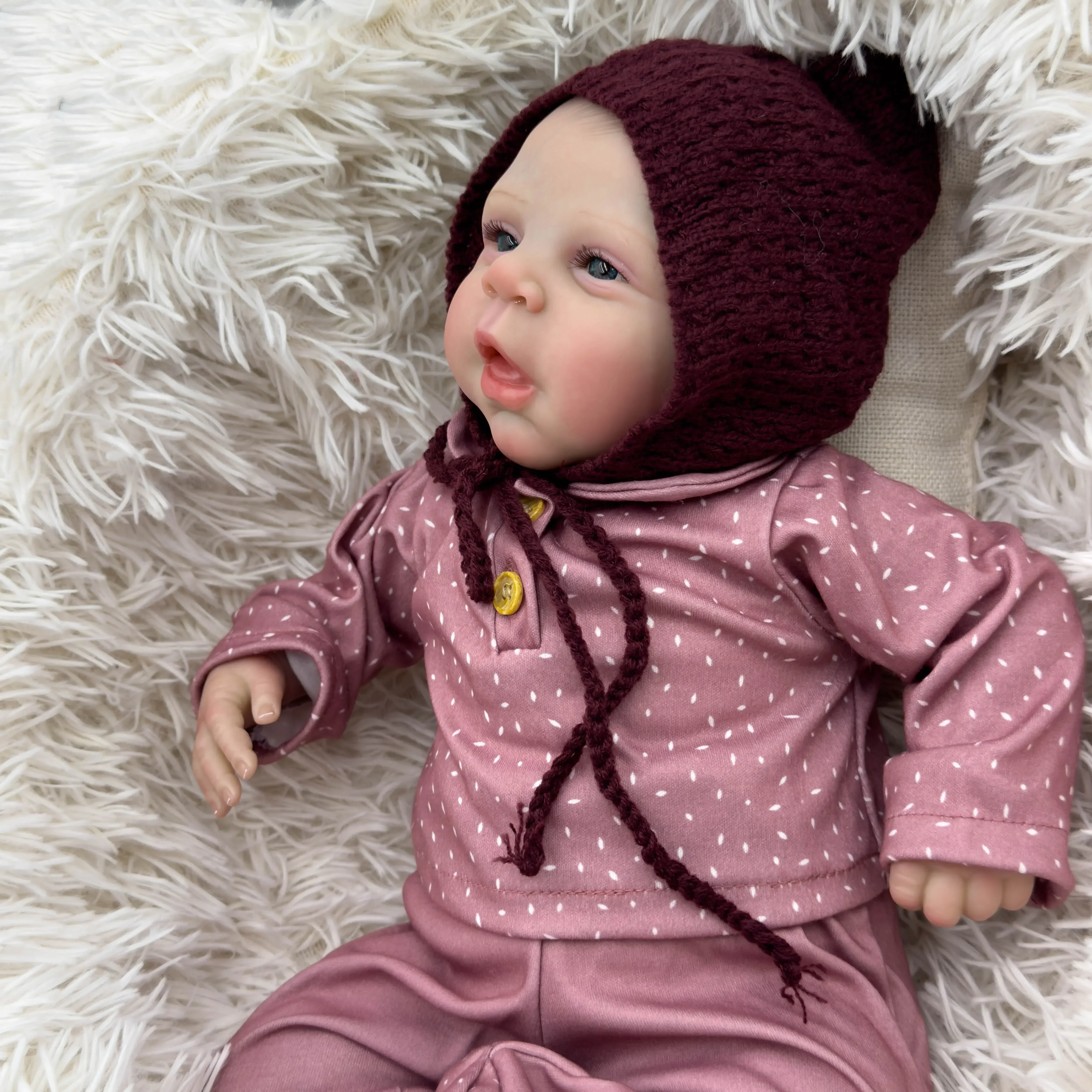 NPK 19 Inches Estella Lifelike Reborn Baby Realistic Soft Body Newborn Finished Hair-painted Doll Children Gift Dolls
NPK 19 Inches Estella Lifelike Reborn Baby Realistic Soft Body Newborn Finished Hair-painted Doll Children Gift Dolls