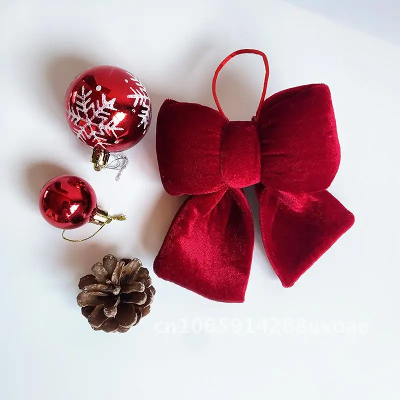 Red Velvet Bow Christmas Fabric Decoration Pendant Christmas Tree Shopping Mall Atmosphere Christmas Decorations
Red Velvet Bow Christmas Fabric Decoration Pendant Christmas Tree Shopping Mall Atmosphere Christmas Decorations