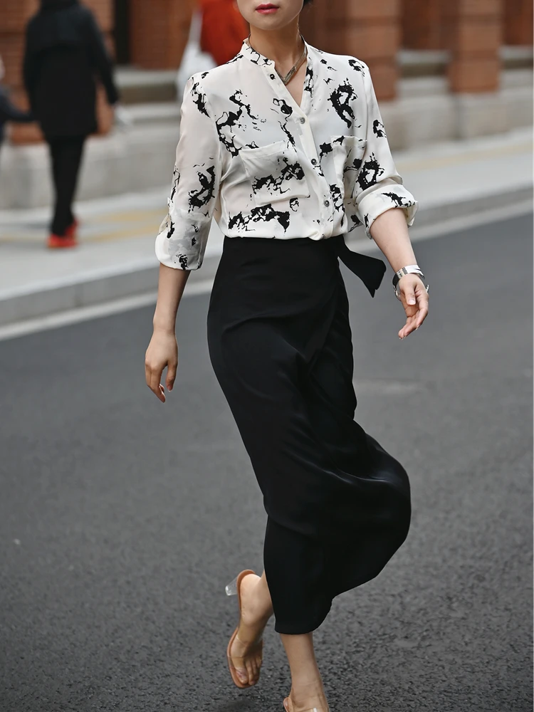 Silk Blend Smooth Silk Twill Design Sense Belted Long Pencil Skirt Women's Midi Skirt Spring Summer New Arrival Heavyweight E...
Silk Blend Smooth Silk Twill Design Sense Belted Long Pencil Skirt Women's Midi Skirt Spring Summer New Arrival Heavyweight E...