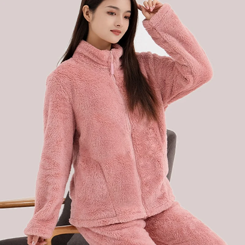 Coral Velvet Sweatshirt Women Padded Thickened Warm Soft Long-Sleeved Fall Winter Pajamas Fashion Loose Casual Zip Female Tops
Coral Velvet Sweatshirt Women Padded Thickened Warm Soft Long-Sleeved Fall Winter Pajamas Fashion Loose Casual Zip Female Tops