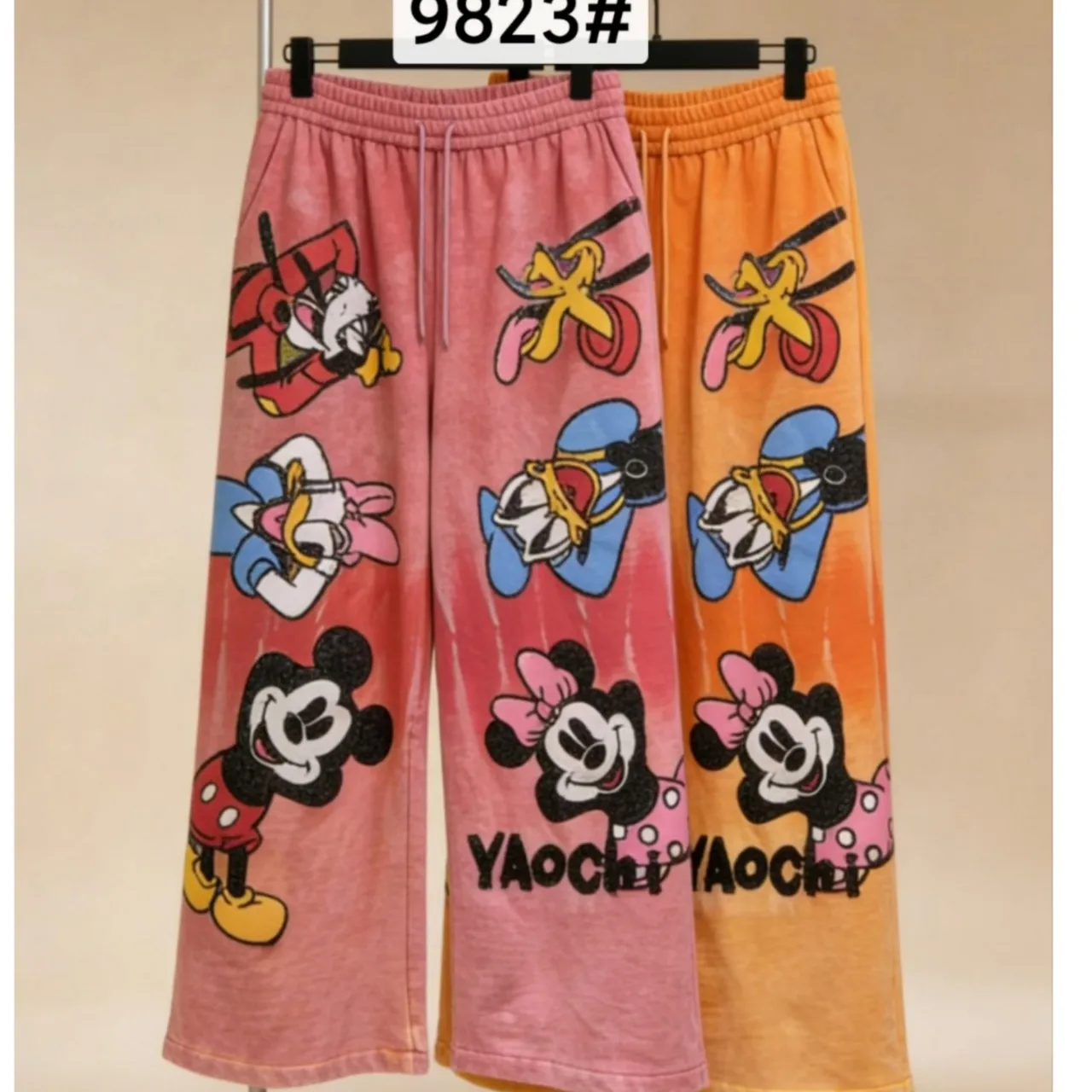 Women's new trendy open-width dyed overalls with large pockets, loose fit for hip-hop, harem style casual sports sweatpants
Women's new trendy open-width dyed overalls with large pockets, loose fit for hip-hop, harem style casual sports sweatpants