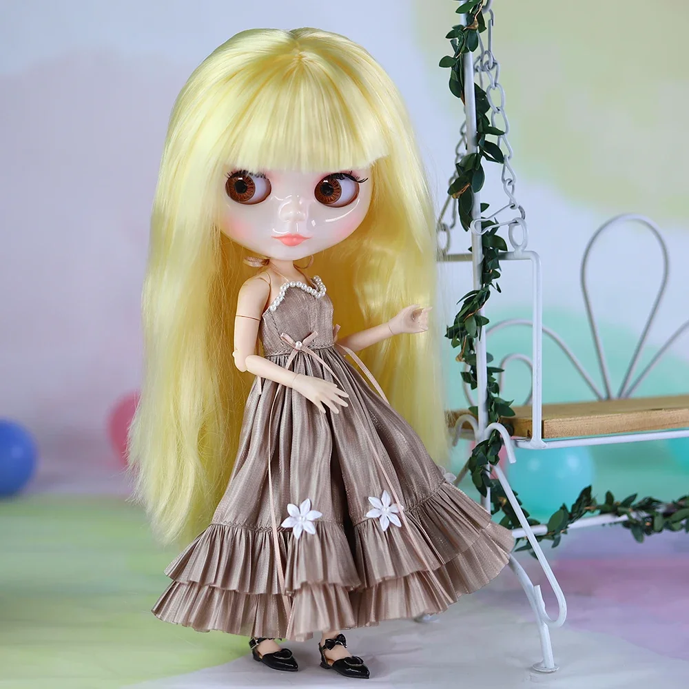 ICY DBS Blyth doll White skin nude doll Complete set and set doll joint body the gift for boy girl
ICY DBS Blyth doll White skin nude doll Complete set and set doll joint body the gift for boy girl