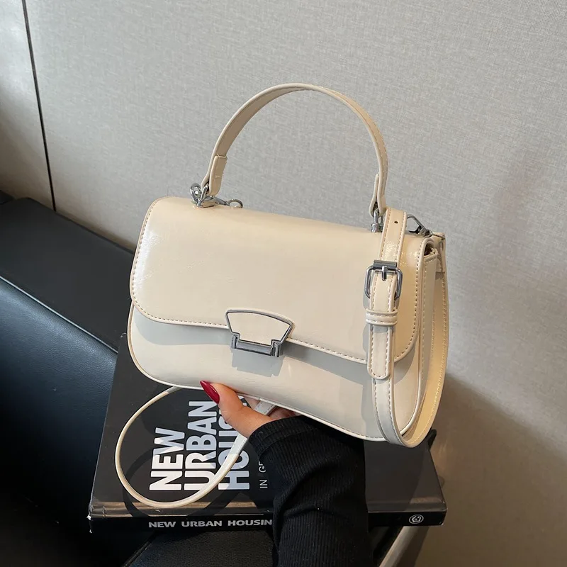 Роскошная женская сумка через плечо S/S 2025 года, многосторонняя сумка через плечо из натуральной кожи, винтажная шикарная сумка большой вместимости для работы
Роскошная женская сумка через плечо S/S 2025 года, многосторонняя сумка через плечо из натуральной кожи, винтажная шикарная сумка большой вместимости для работы