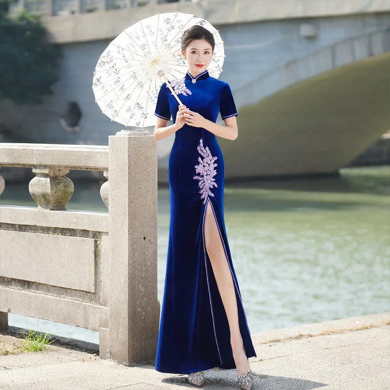 Golden Velvet Qipao 2024 New Elegant and Young Style Stage Performance Clothing Walking Show Qipao Summer Cheongsam
Golden Velvet Qipao 2024 New Elegant and Young Style Stage Performance Clothing Walking Show Qipao Summer Cheongsam