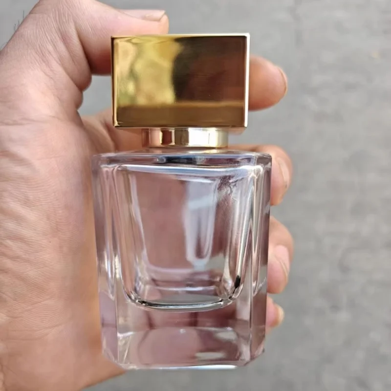 30pcs 50ml Premium Perfume Bottle Clear Thickened Glass Spray Bottle Crimp Nick Bayonet Bottle With Metal Cap Shipping to Russia
30pcs 50ml Premium Perfume Bottle Clear Thickened Glass Spray Bottle Crimp Nick Bayonet Bottle With Metal Cap Shipping to Russia