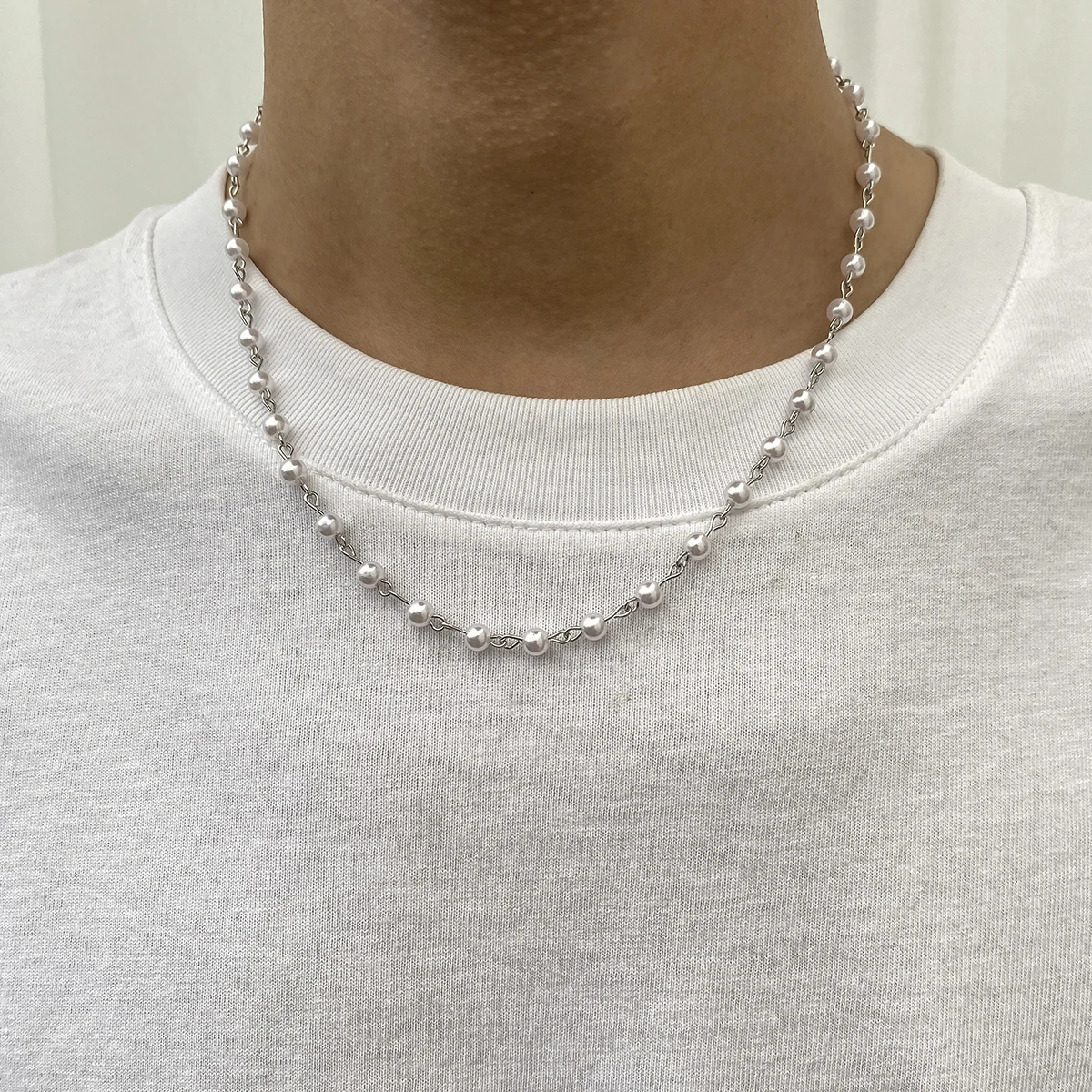 Small Imitation Pearl Beads Chain Short Choker Necklace for Men Trendy Beaded Chain Necklace on Neck 2023 Fashion Jewelry Collar
Small Imitation Pearl Beads Chain Short Choker Necklace for Men Trendy Beaded Chain Necklace on Neck 2023 Fashion Jewelry Collar