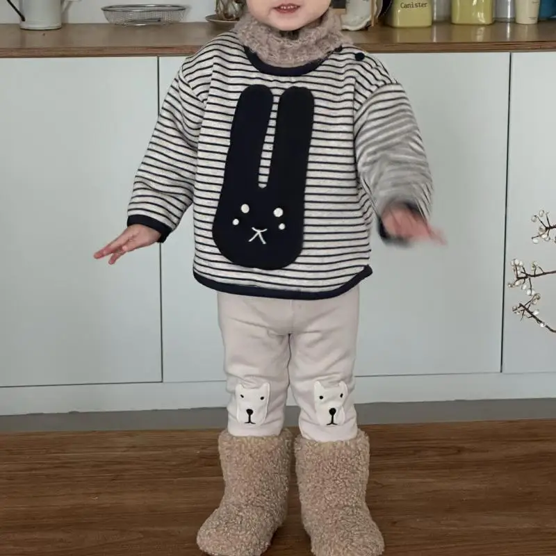 2025 Winter New Baby Casual Striped Sweatshirt Boys Girls Thick Warm Fleece Tops Children Cartoon Sweatshirt Infant Pullover
2025 Winter New Baby Casual Striped Sweatshirt Boys Girls Thick Warm Fleece Tops Children Cartoon Sweatshirt Infant Pullover