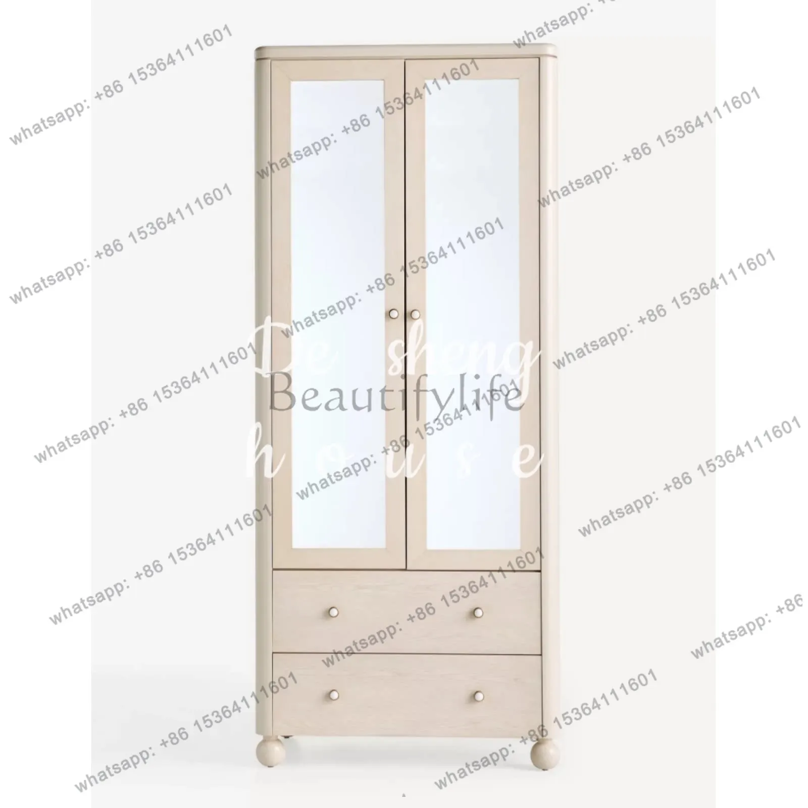 French cream style solid wood double door swing door wardrobe with clothes rod wardrobe can be customized
French cream style solid wood double door swing door wardrobe with clothes rod wardrobe can be customized