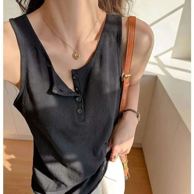 Relaxed-fit, Versatile Base Layer Tank Top Men Women; Sleeveless Strapless Top Suitable Wearing as Outerwear with Button-Up Fron
Relaxed-fit, Versatile Base Layer Tank Top Men Women; Sleeveless Strapless Top Suitable Wearing as Outerwear with Button-Up Fron