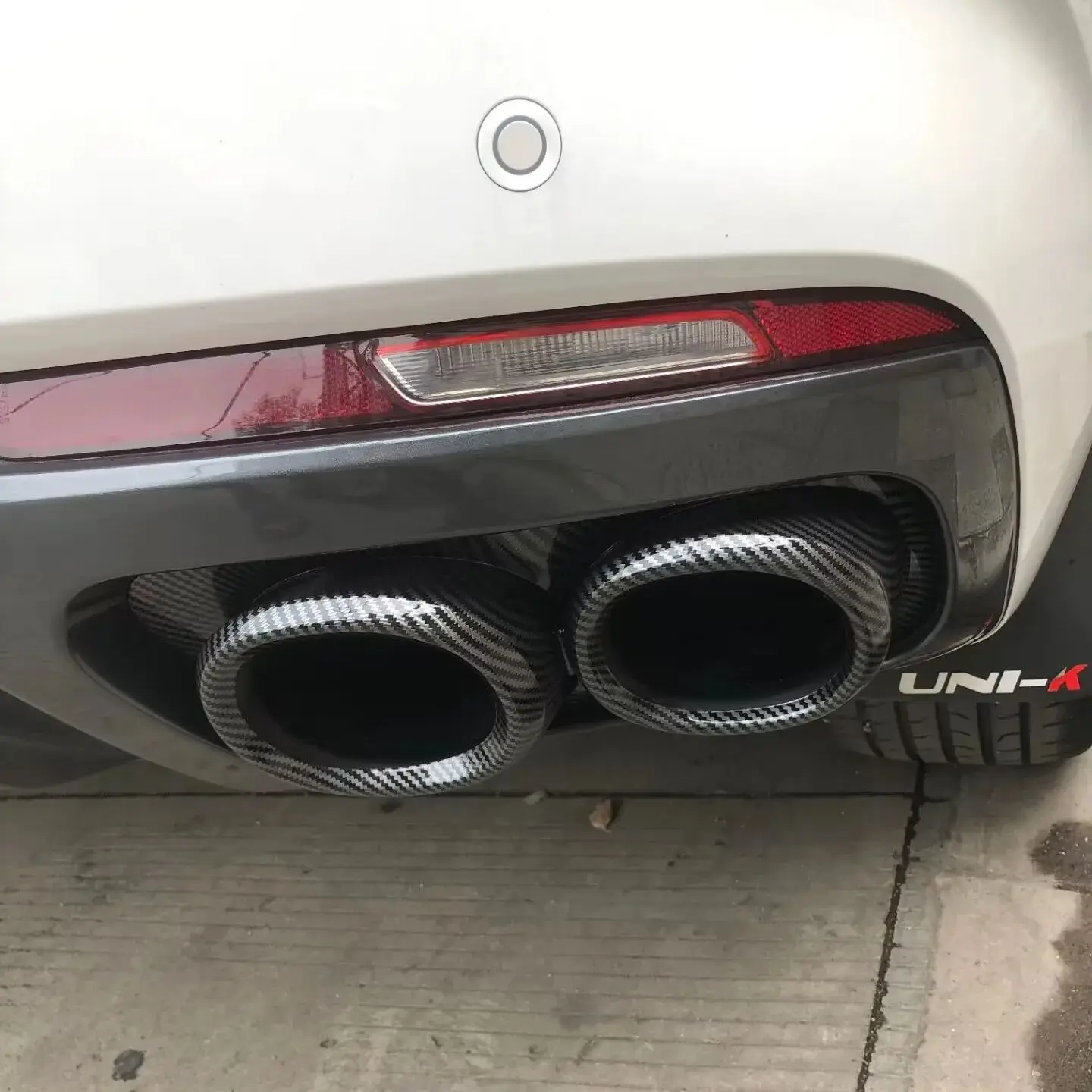 For Changan UNIK UNI-K 2021 2022 2023 ABS Carbon Fiber Car Muffler Exterior Rear Pipe Exhaust Tip Outlet Decoration Cover Trims
For Changan UNIK UNI-K 2021 2022 2023 ABS Carbon Fiber Car Muffler Exterior Rear Pipe Exhaust Tip Outlet Decoration Cover Trims