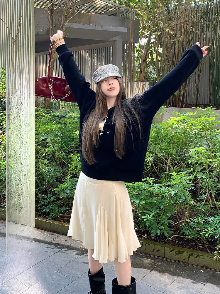 White A-Line Draped Skirt for Women Spring Autumn Versatile Slimming Skirt High Waist Zipper Style Korean Fashion
White A-Line Draped Skirt for Women Spring Autumn Versatile Slimming Skirt High Waist Zipper Style Korean Fashion