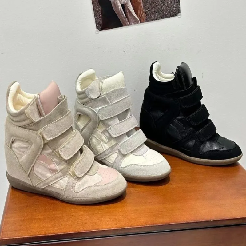 High Quality High Top Sneakers for Women Fashionable 5CM Invisible Height Increase Casual Ankle Boots for Women Botas Para Mujer
High Quality High Top Sneakers for Women Fashionable 5CM Invisible Height Increase Casual Ankle Boots for Women Botas Para Mujer