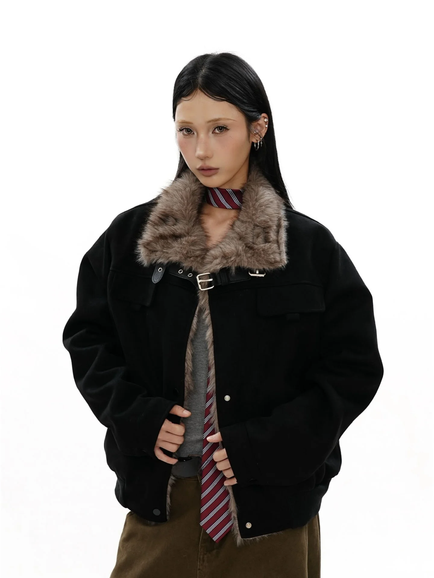 S3T5 Women's ort Stand Collar Jaet Lamb Fur Collar Splicing Winter Coat American Sle Thiened Polyester Fiber
S3T5 Women's ort Stand Collar Jaet Lamb Fur Collar Splicing Winter Coat American Sle Thiened Polyester Fiber