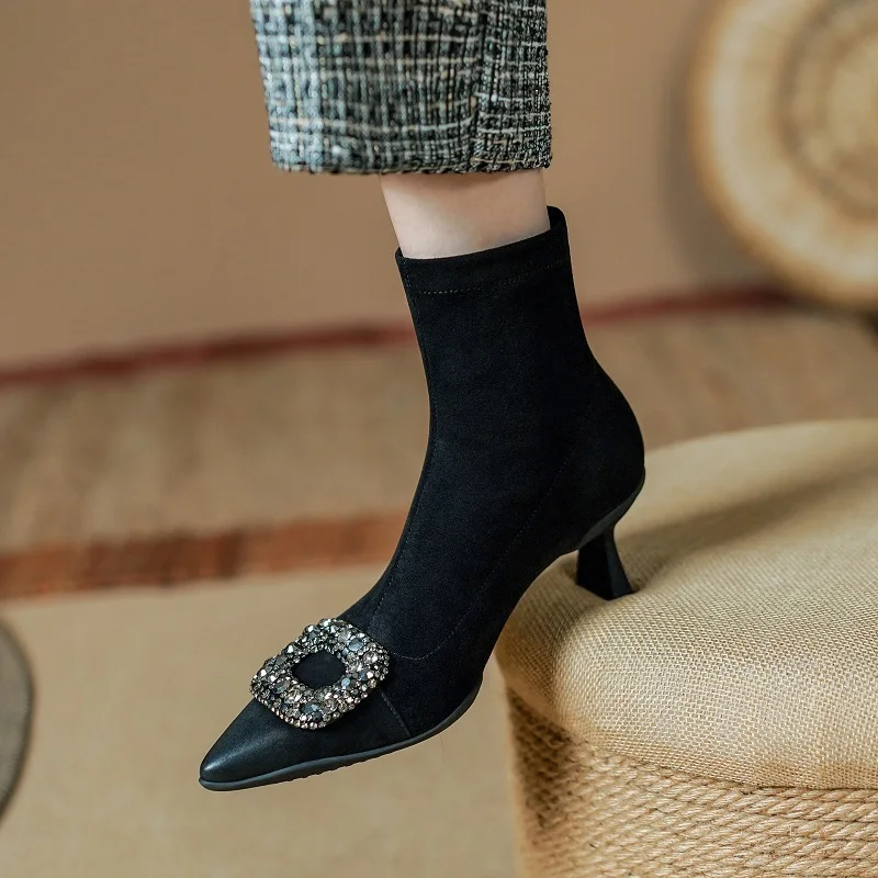 Woman Sock Boots Slip On Stretch Women's Ankle Boots Basic Dress Shoes Pointed Toe Elegant Crystals Ladies Simple Botas
Woman Sock Boots Slip On Stretch Women's Ankle Boots Basic Dress Shoes Pointed Toe Elegant Crystals Ladies Simple Botas